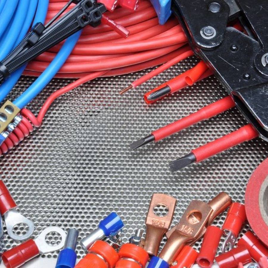 Electrical cables, crimps and terminations